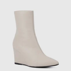 Sale Pauletta Women Boots